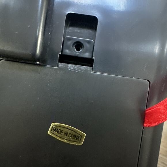 Action Santa Vintage Animated Moves Sings Bends Dancing Battery Operated Figure - Picture 8 of 14